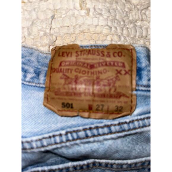 VINTAGE LEVIS 501 BUTTONFLY CUTOFFS SHORTS DAISY DUKES - Picture 2 of 5
